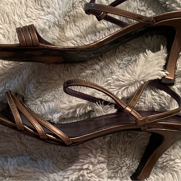Ann Taylor Bronze Strappy Heels - Like New - Picture 9 of 9